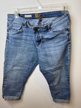 Kut from the Kloth Light Wash Cropped Jeans